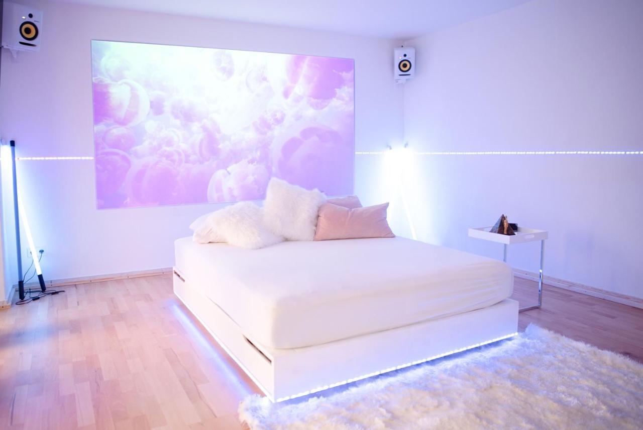 Cosy Apartment At Prenzlauer Berg With Terrace And Headphonecinema Berlin Dış mekan fotoğraf